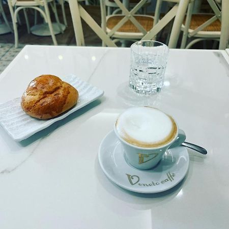 N&M Dimora Carrieri Luxury Bed & Breakfast Monopoli Bagian luar foto
