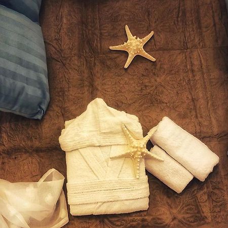 N&M Dimora Carrieri Luxury Bed & Breakfast Monopoli Bagian luar foto