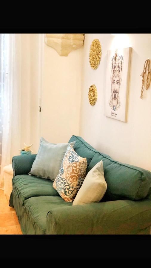 N&M Dimora Carrieri Luxury Bed & Breakfast Monopoli Bagian luar foto