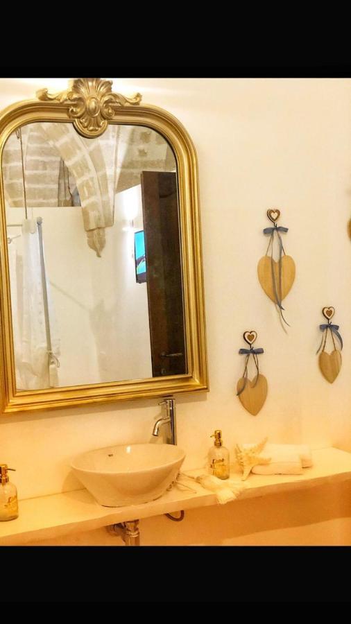 N&M Dimora Carrieri Luxury Bed & Breakfast Monopoli Bagian luar foto