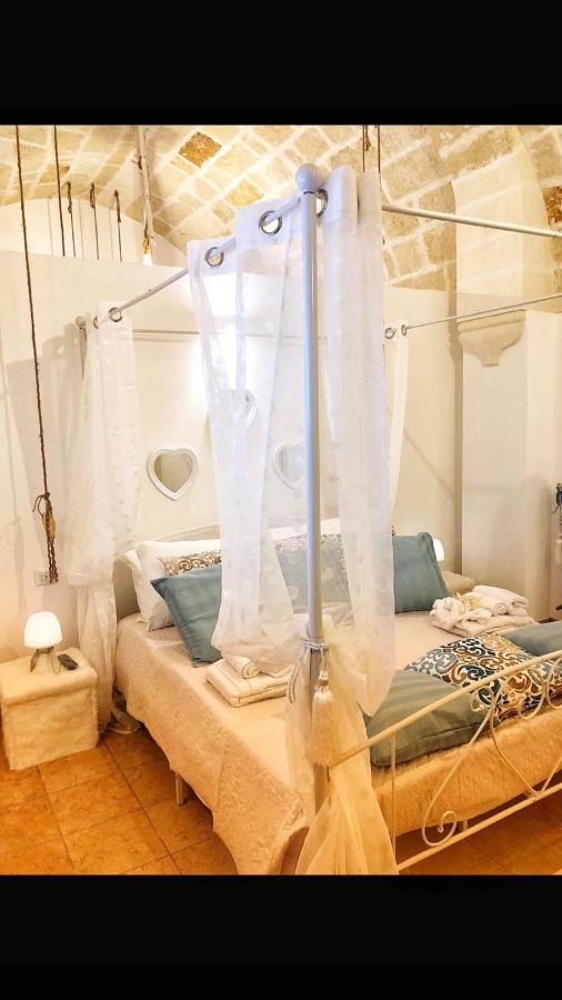 N&M Dimora Carrieri Luxury Bed & Breakfast Monopoli Bagian luar foto