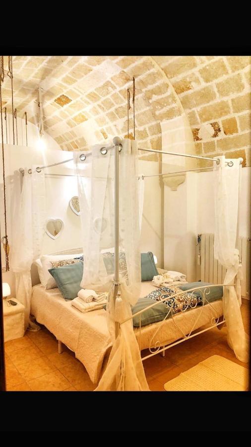 N&M Dimora Carrieri Luxury Bed & Breakfast Monopoli Bagian luar foto