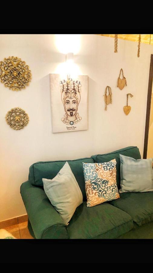 N&M Dimora Carrieri Luxury Bed & Breakfast Monopoli Bagian luar foto