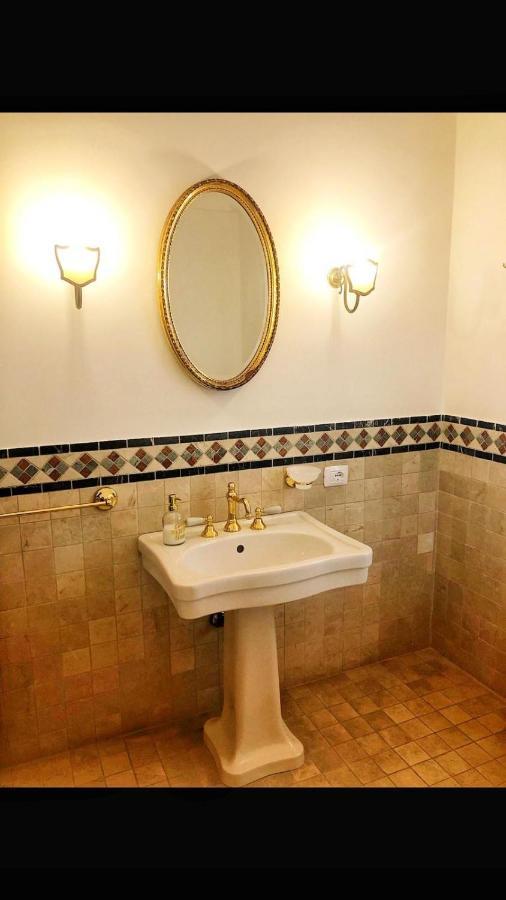 N&M Dimora Carrieri Luxury Bed & Breakfast Monopoli Bagian luar foto