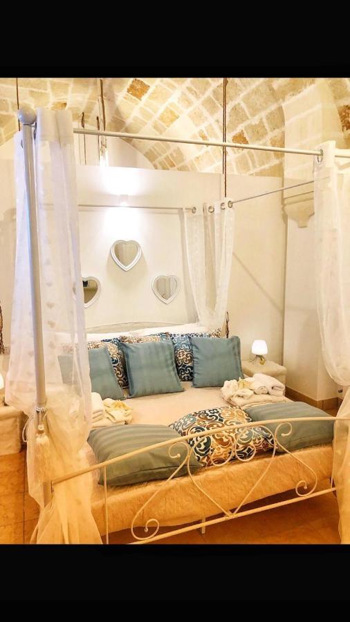 N&M Dimora Carrieri Luxury Bed & Breakfast Monopoli Bagian luar foto